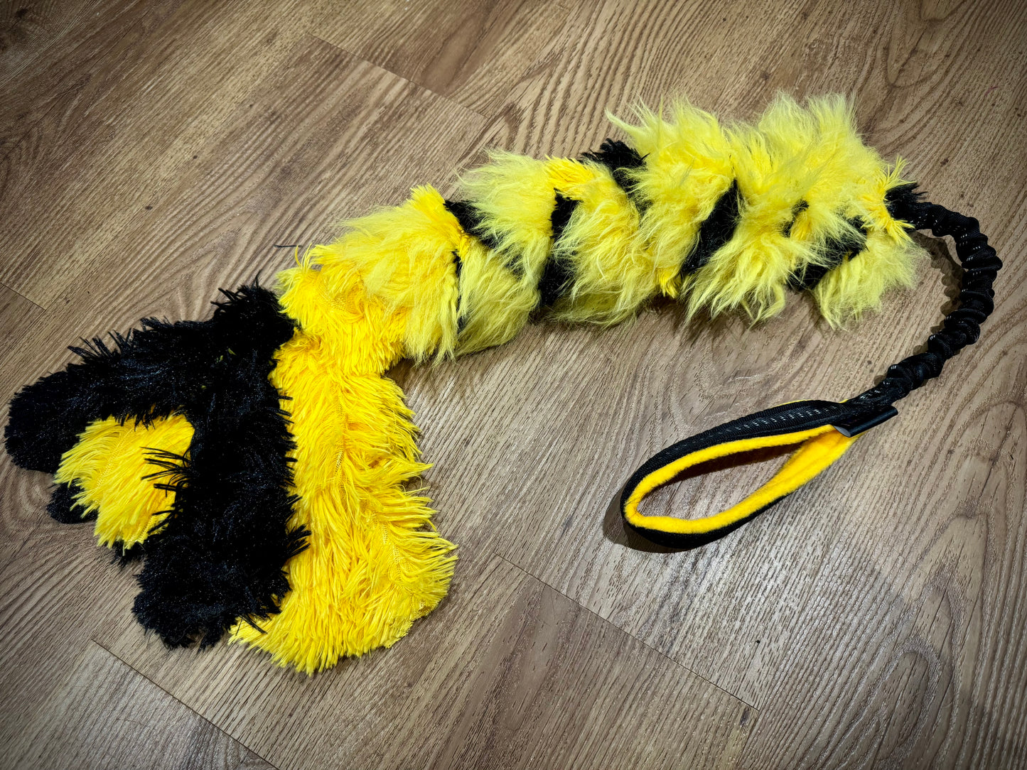 Mega Minky Sheepskin Bungee