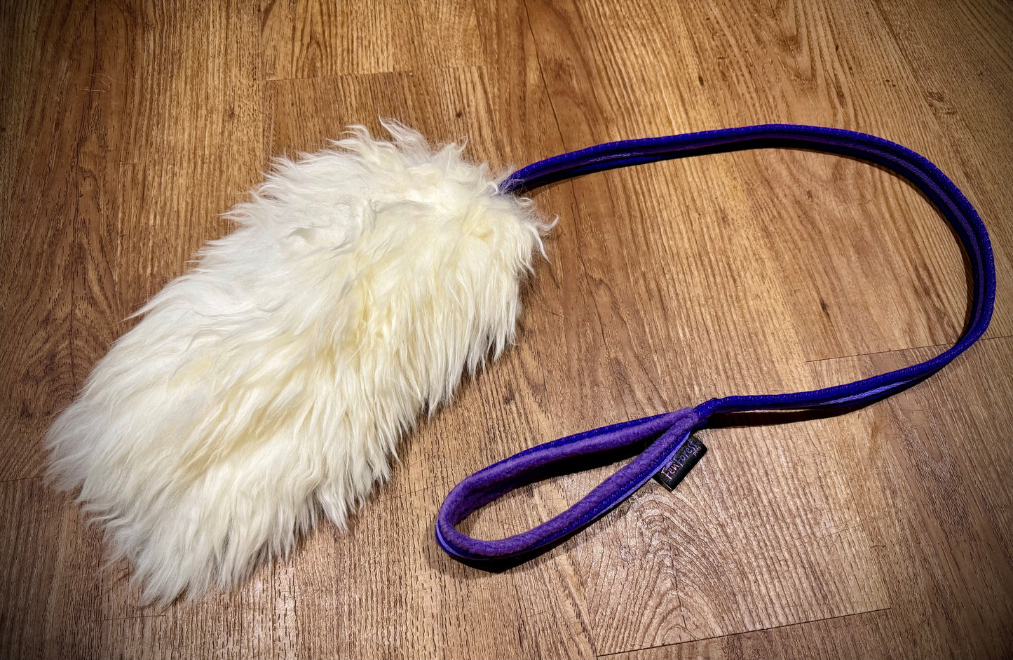 Sheepskin Airweb chaser