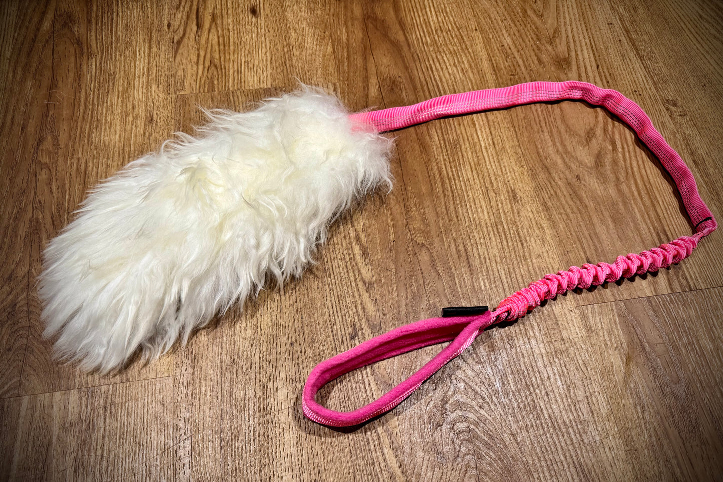 Sheepskin bungee chaser
