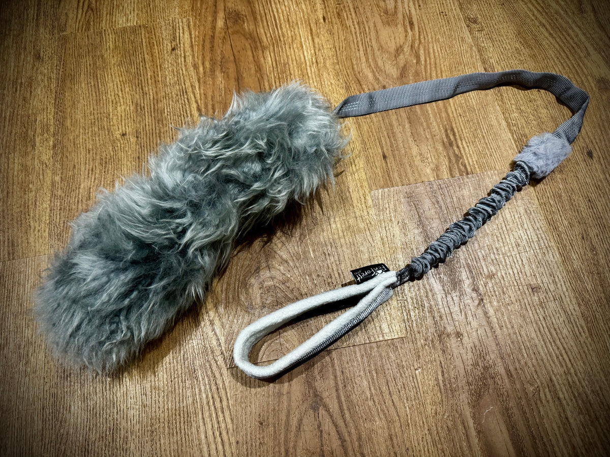 Sheepskin bungee chaser