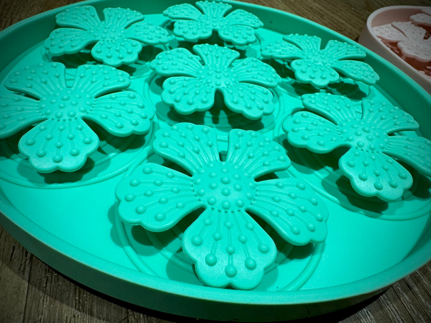 Floral Forest Feeder